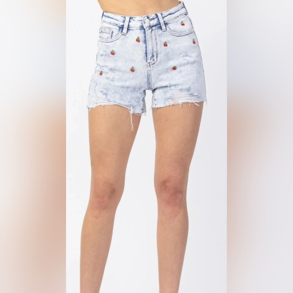Judy Blue Cherry On Top Light Blue Jean Raw Hem Cut OffShorts Sz 2X #1247